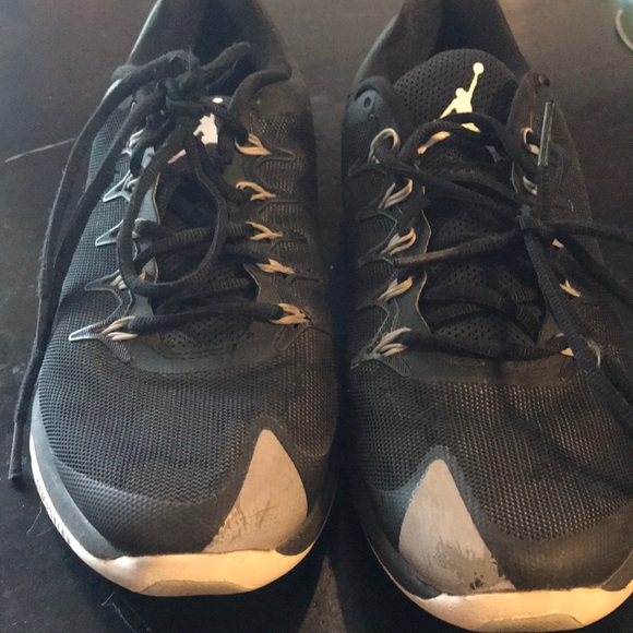 Nike Men’s 7.5 Michael Jordan Ex Condition Shoes - Picture 3 of 7